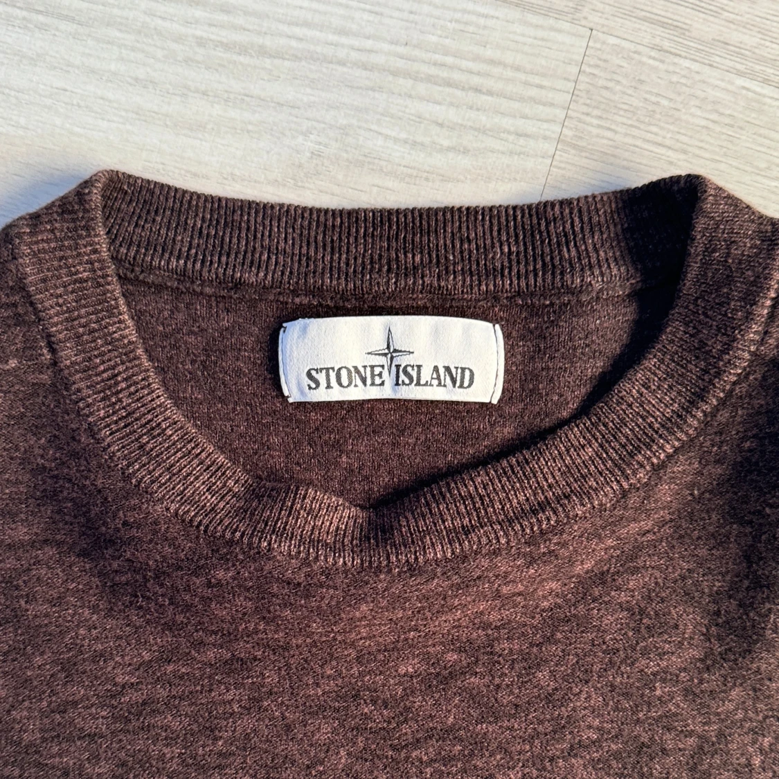 Brun tröja från Stone Island - 90