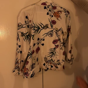 Blus LINDEX STL S - Blus Lindex- stl S