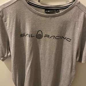 Sail racing t-shirt herr grå