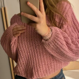 Knit - Super mukava neulepaita🩷 Käytetty muutamia kertoja. Ostettu lasten osastolta, jonka takia koko 146-152, mutta menee xxs-xs kokoisille.