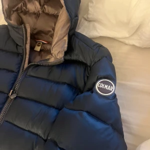 Colmar jacka  - Jättesnygg colmar jacka, knappt använd storlek 42 som motsvarar s❤️❤️
