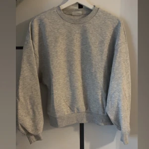 Tröja - jätte fin tröja från gina tricot som inte längre kommer till användning 🤍 
