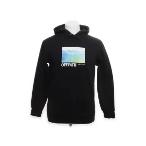 H&M Huvtröja  - H&M huvtröja sparsamt använd så är i relativt gott skick. Hör av er om ni har några funderingar. 