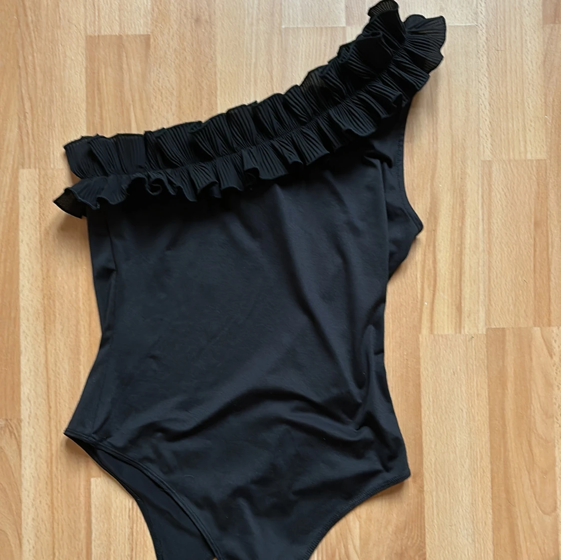 Festtopp offshoulder