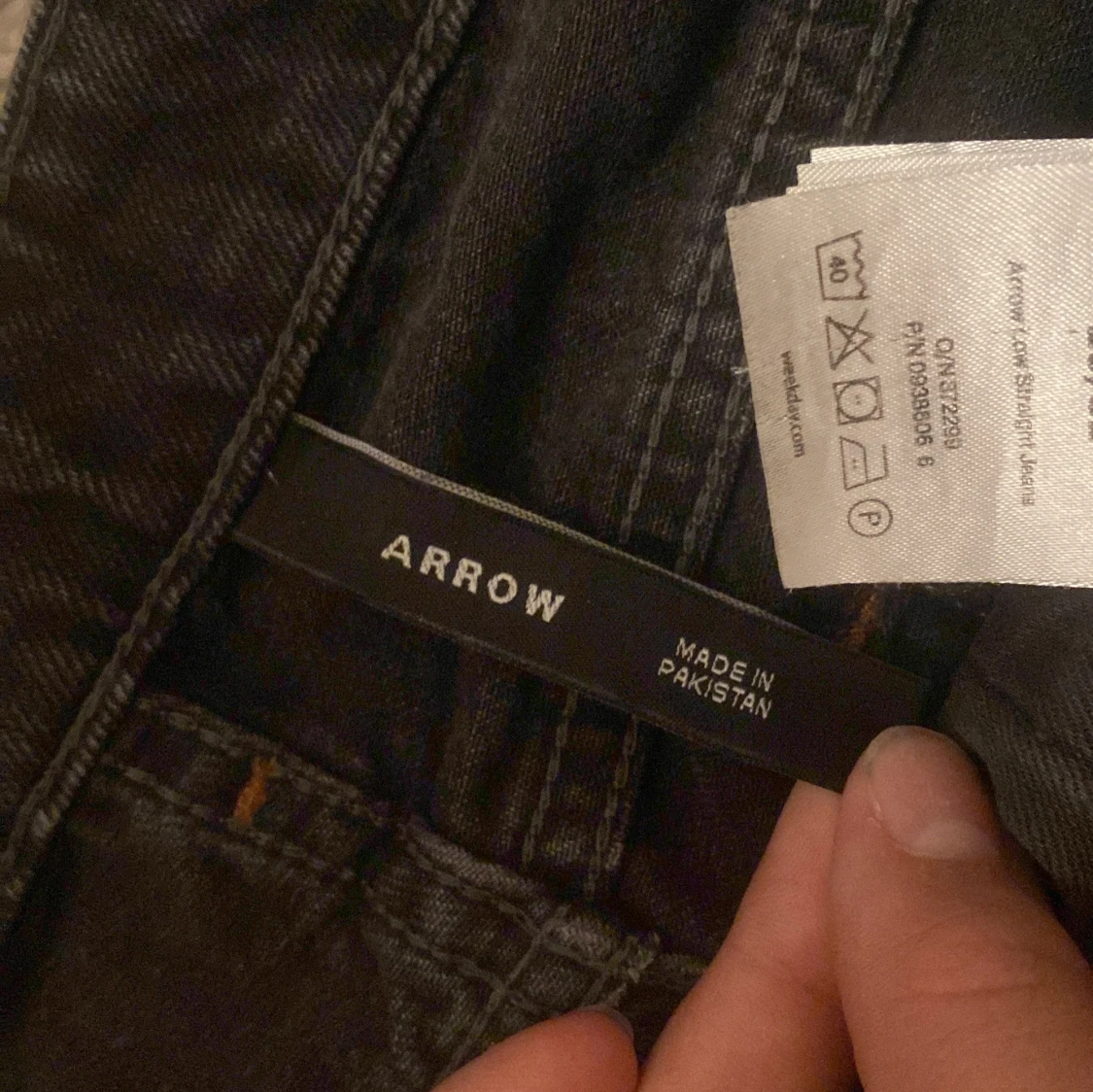 hej säljer ett par super snygga jeans från weekday  - 91