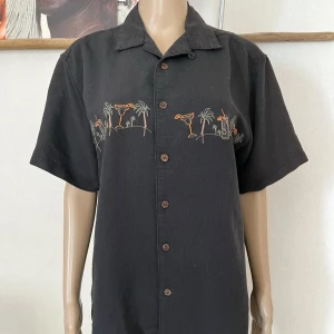 Trader bay skjorta tikiskjorta Hawaiiskjorta tiki hawaii skjorta rockabilly 50-tal retro vintage - Inget att anmärka på 