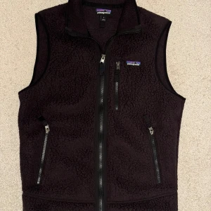 Patagonia vest - Nästan helt ny, använd ett få tal gånger. Skick 9/10. Storlek S