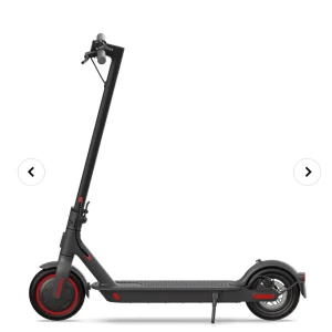 El scooter  - Skick 10/10 använd lite den kör 30 o håller länge ute säljer den pågrund av att ja inte använder den längre och laddare följer med köpte den för 4000 möts bara i Norrköping 