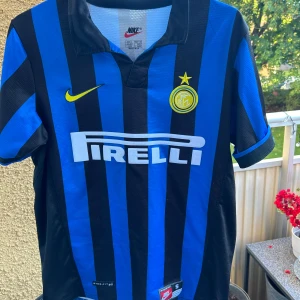 Retro tröja R9 Inter - Säljer min retro fotbollströja som är i toppskick
