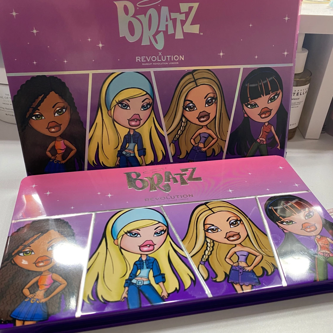 Bratz Revolution ögonskuggspalett - 3