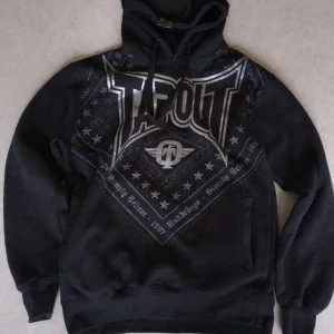 fet tapout hoodie 🔥🔥 - swag storlek medium sitter sweet använd gärna köp nu pris går att diskutera 