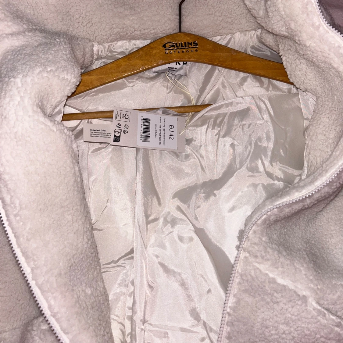 Vit teddyjacka från NAKD - 1