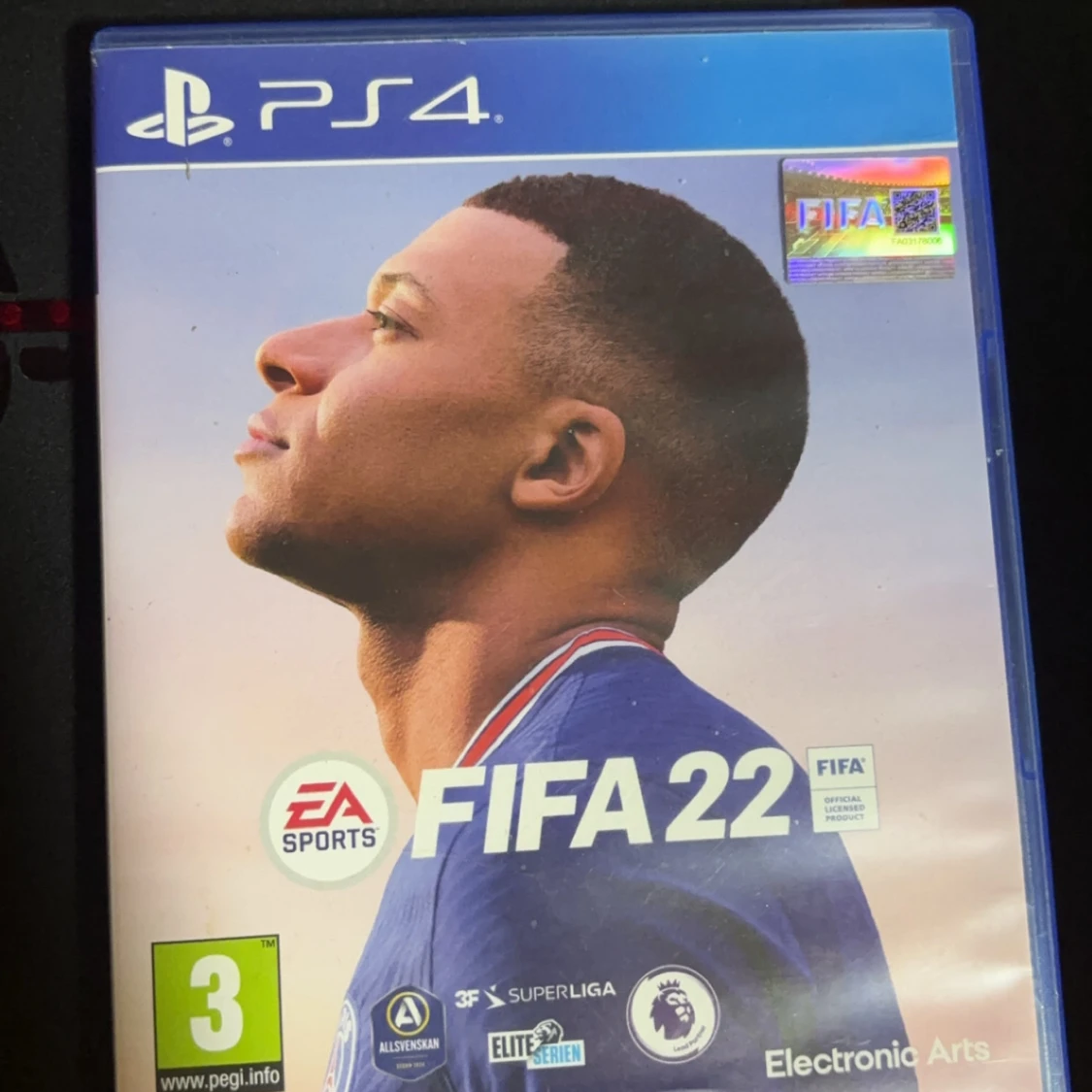 FIFA 22 och Destiny 2 för PS4