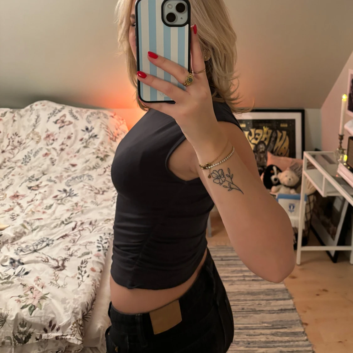 Mörkgrå topp🩶 - 2