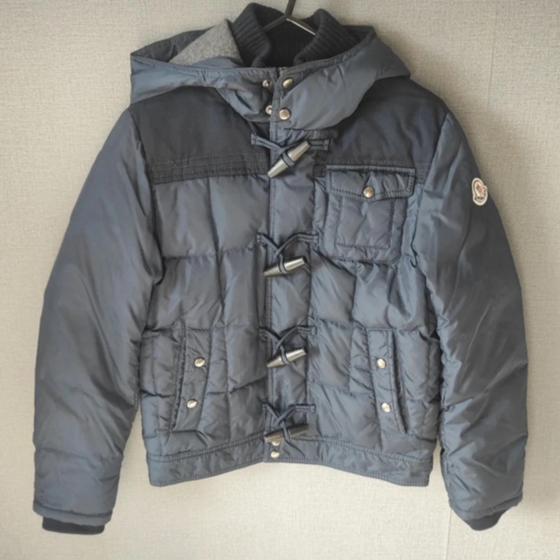 Grå/grå dunjacka med knäppning