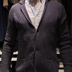 J Lindeberg M - J Lindeberg kavaj i storlek M.  Mkt bra skick. 