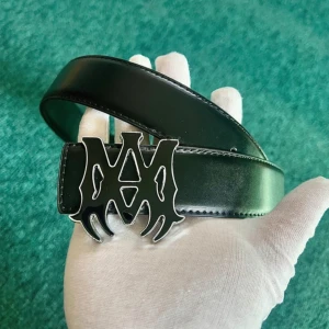 Amiri bälte - Jätte bra skick, pris kan diskuteras.