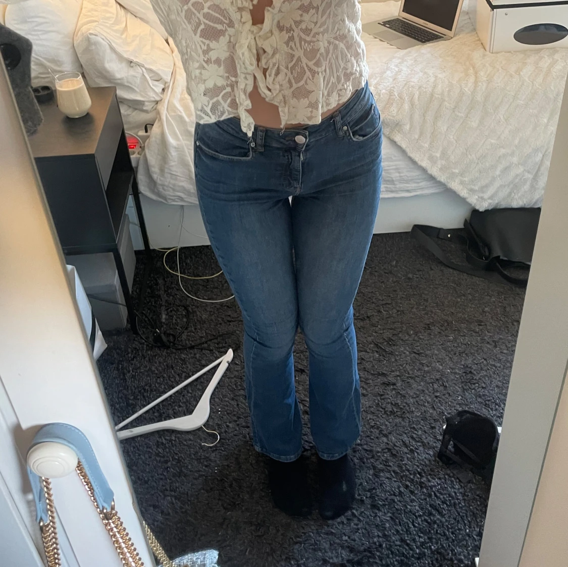 Blåa jeans från Gina Tricot