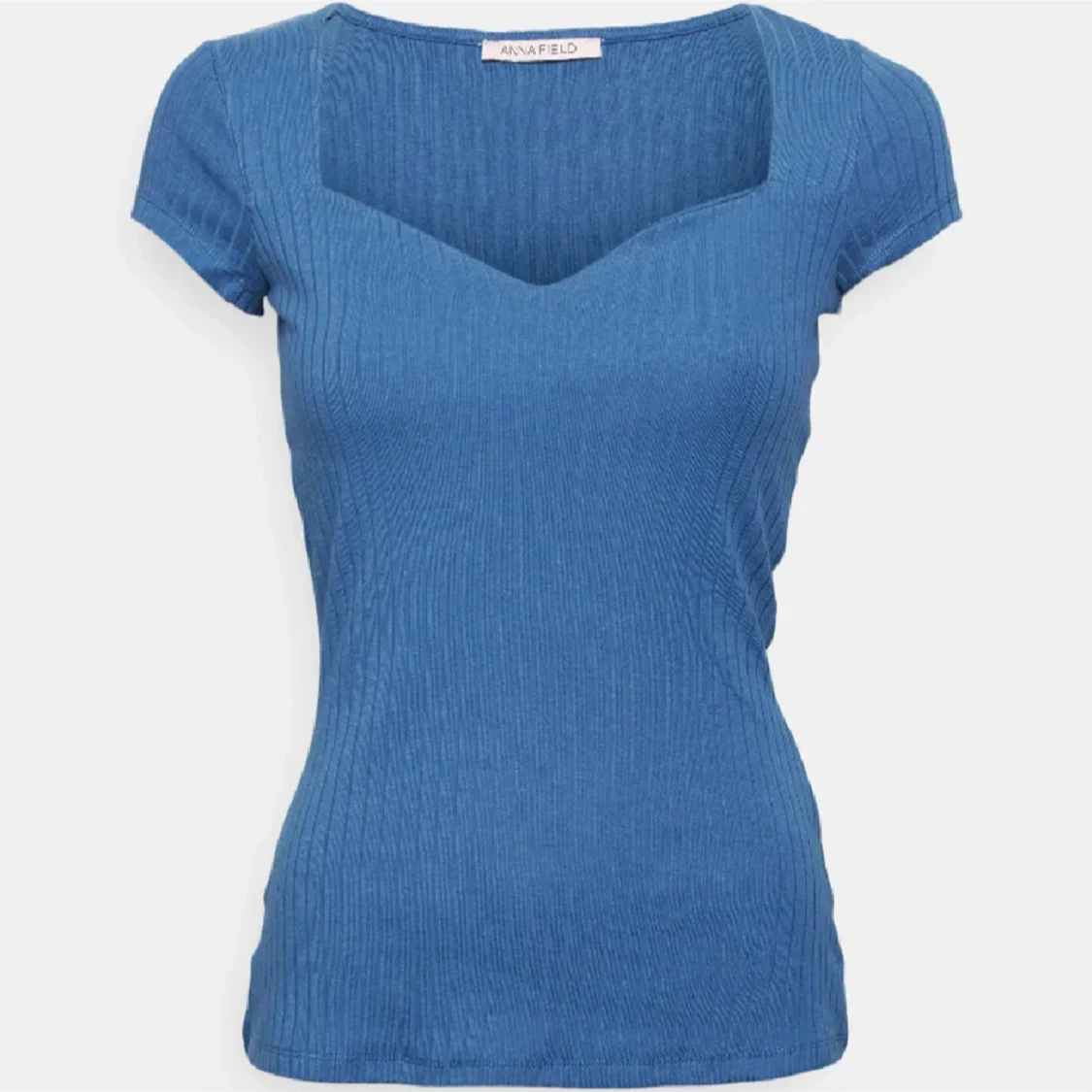Blå ribbad topp från Anna Field