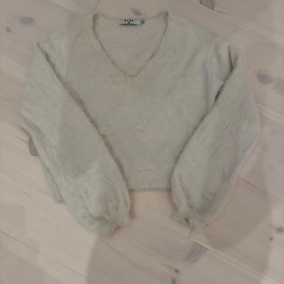 Vit fluffig tröja från NA-KD - 1