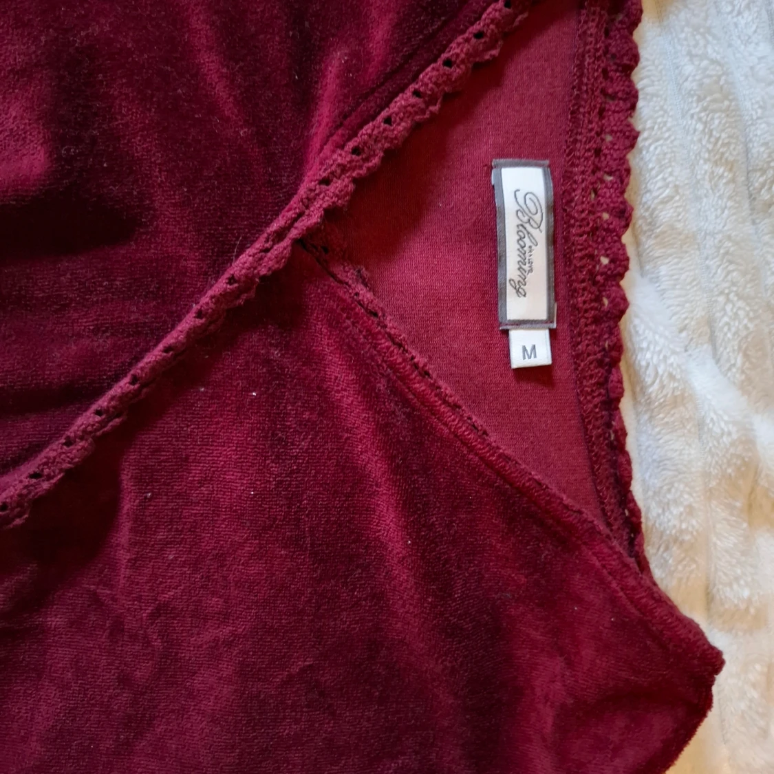 Vinröd velourtröja från blooming  - 2