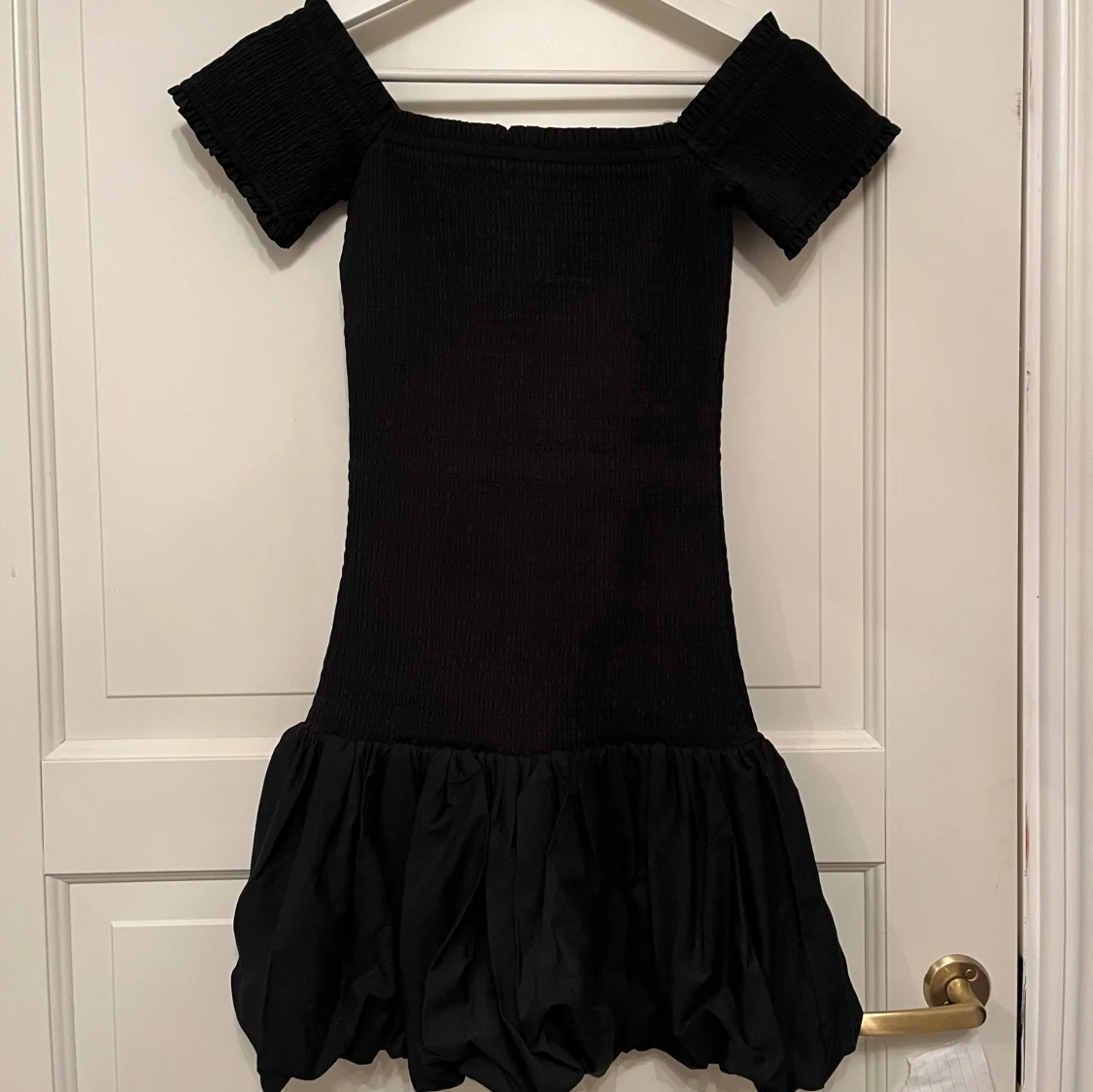 Svart klänning från H&M