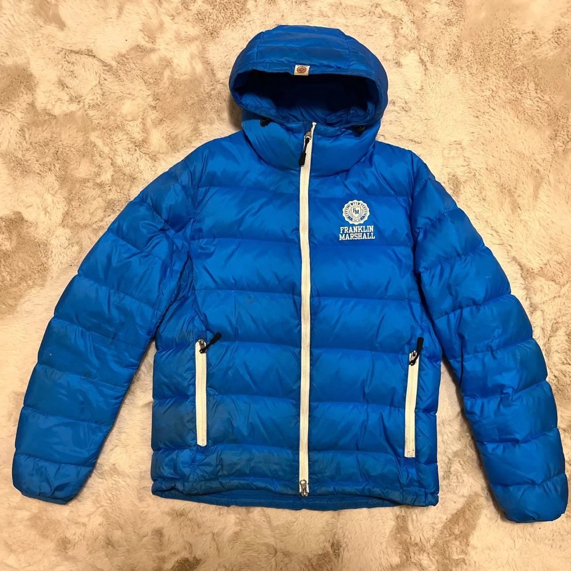 Blå dunjacka från Franklin Marshall