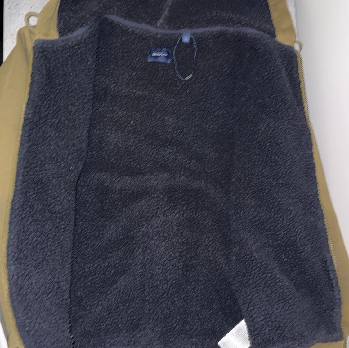 Olivgrön hoodie från GANT - 91