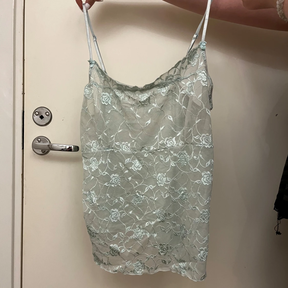 Mintgrön spetslinne