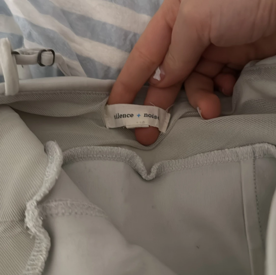 Vit klänning i storlek XS-S - 93