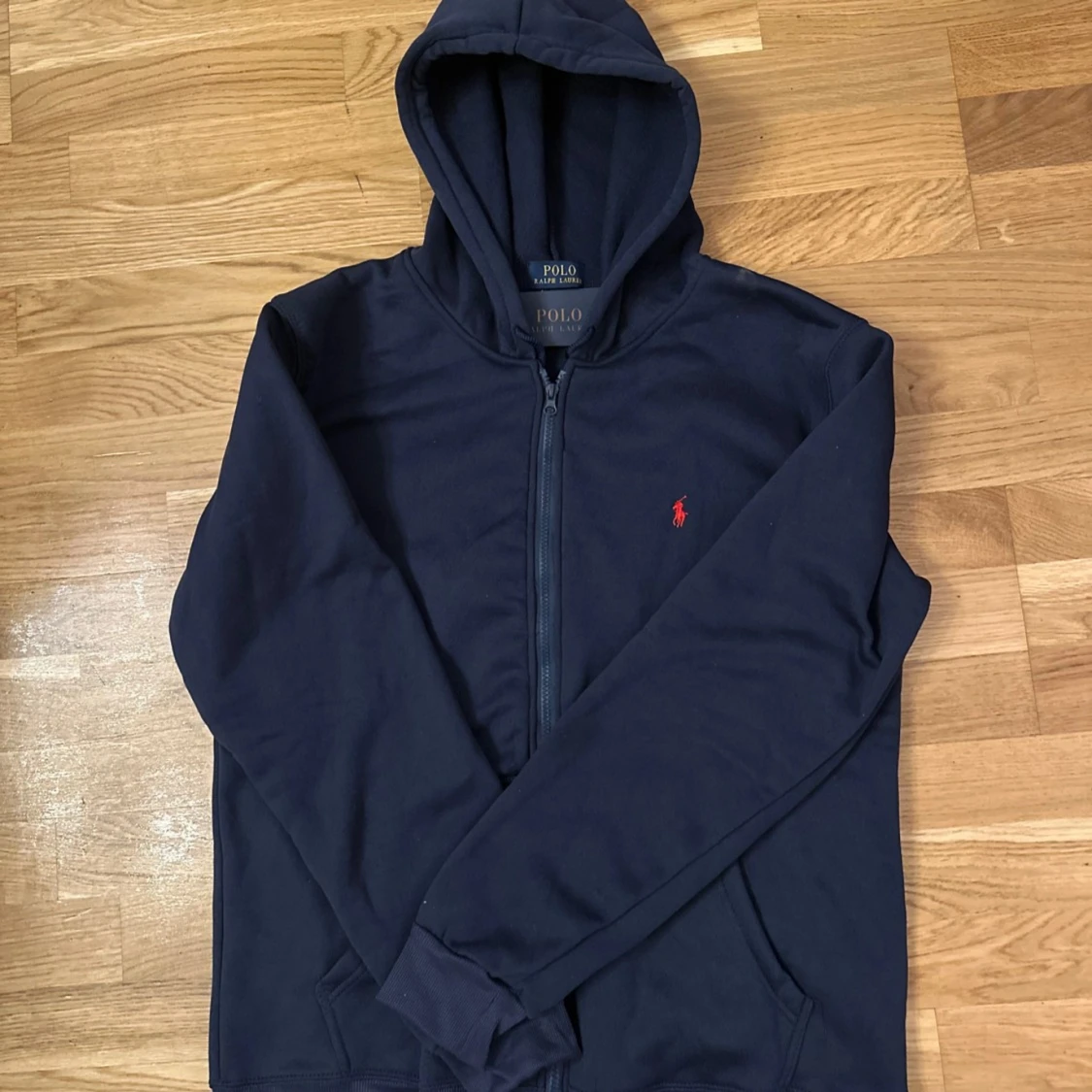 Mörkblå hoodie från Polo Ralph Lauren