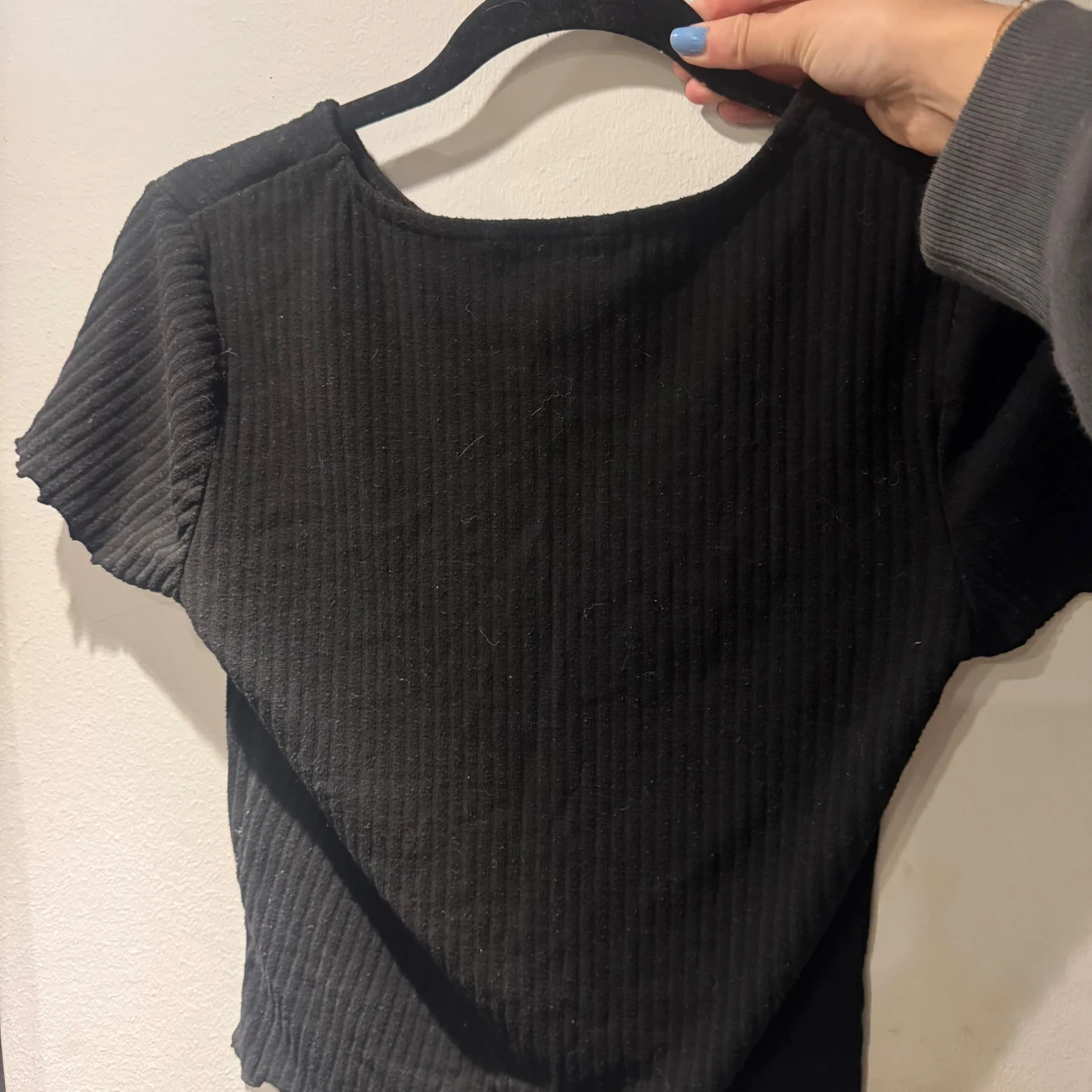 Svart ribbad topp från Only - 91