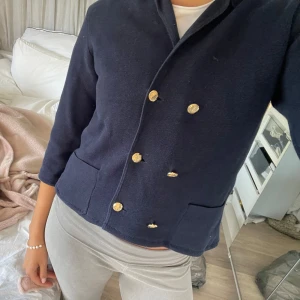 Trekvartsärmad kofta - Så snygg o elegant kofta!!💕💕❤️