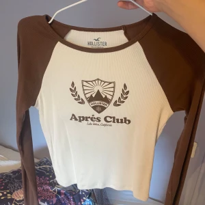 Hollister Aprés Club Tröja - Använd typ 2-3 gånger, nyskick, köptes för ungefär 280kr