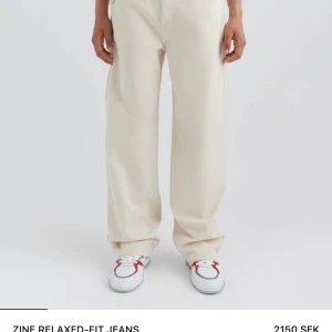 Axel Arigato Beige Jeans  - Använda 2 ca 3 gånger pga för små 