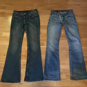 Två bootcut byxor, Levis och H&M - Säljer två stycken vädligt fina bootcut byxor från Levis och H&M. Levis byxorna är i storlek 26US och H&M byxorna är 36 EU, båda är i vädligt bra skick! Kan sälja separat oxå :)