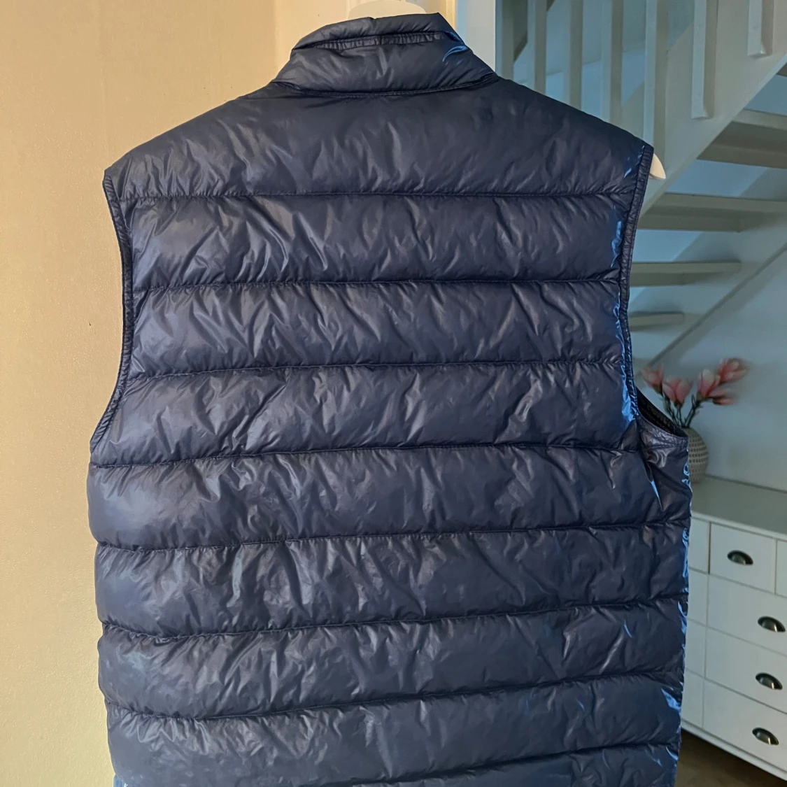 MONCLER GUI DOWN VEST BLÅ - 90