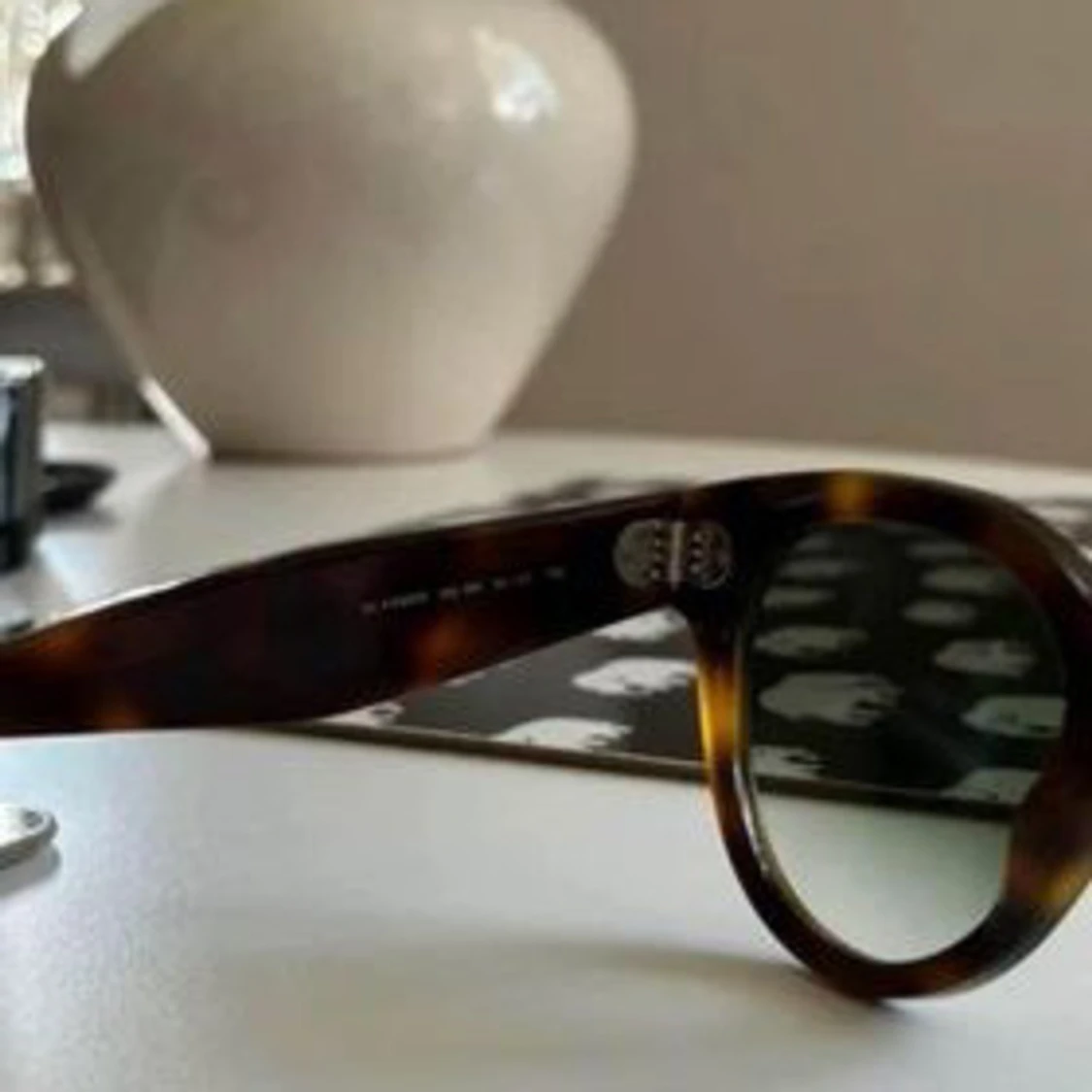 Céline solglasögon - 91