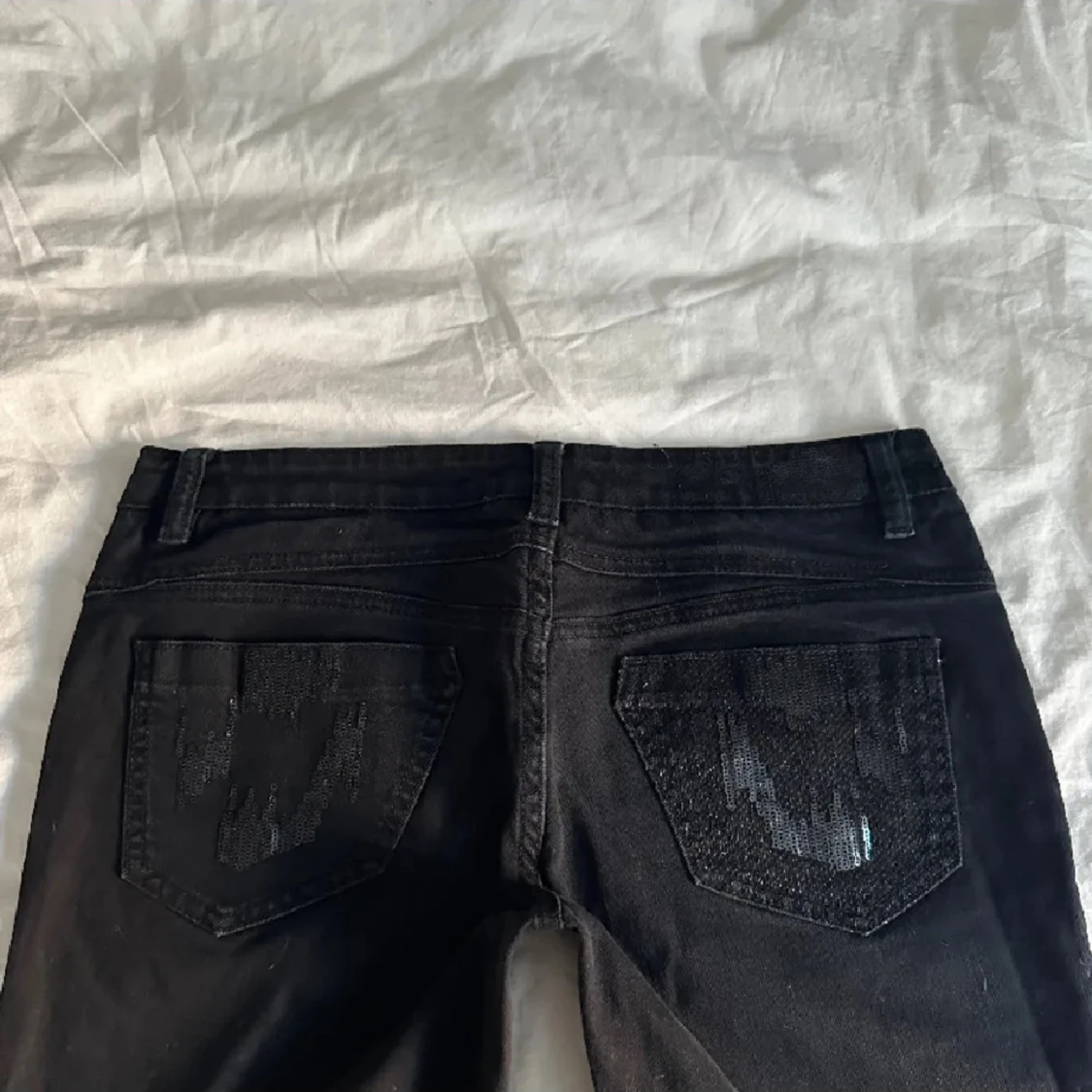 Svarta bootcut jeans lowwaist - 91