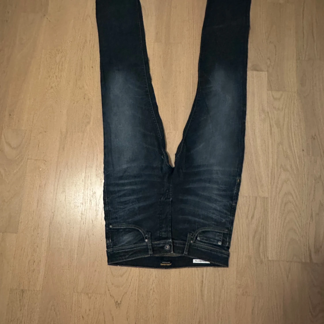 Mörkblå jeans från Jack & Jones - 91