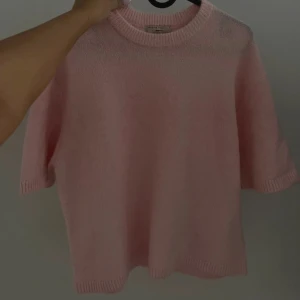 Stickad topp - Stickad topp från gina, ny utan prislapp. Storlek S🤍