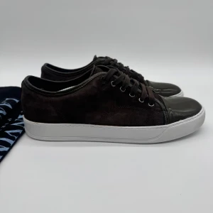LANVIN CAP TOE - - Lanvin Cap toe- Skick: 8/10 - Tillbehör: Enbart skorna  - Storlek 44/9UK - Nypris ca 5200kr // DeluxeCloset