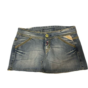 Replay Jeanskjol - W26 midjemått: 38cm vintage 2000s kan spännas där bak miniskirt 