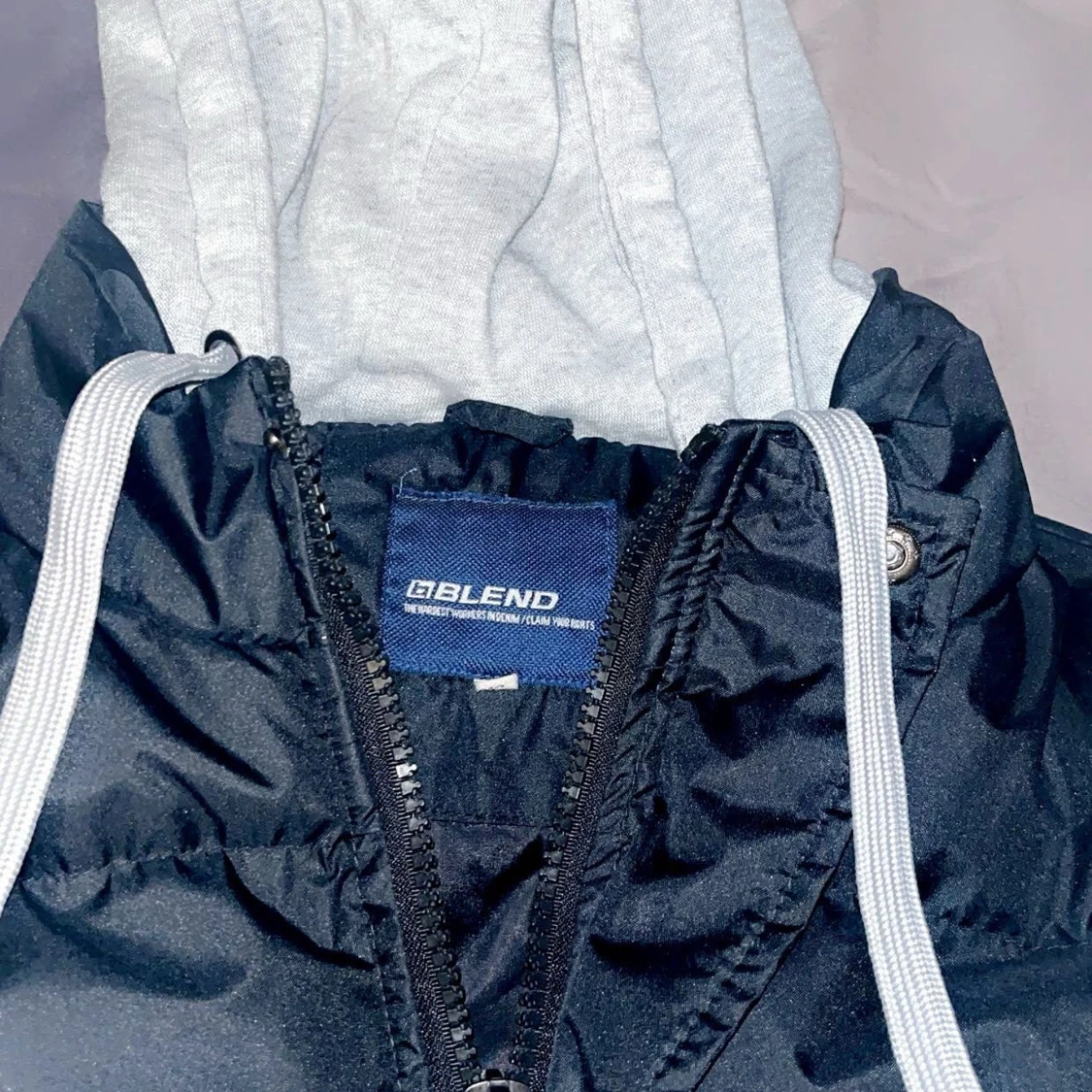 Svart pufferjacka från Blend - 90