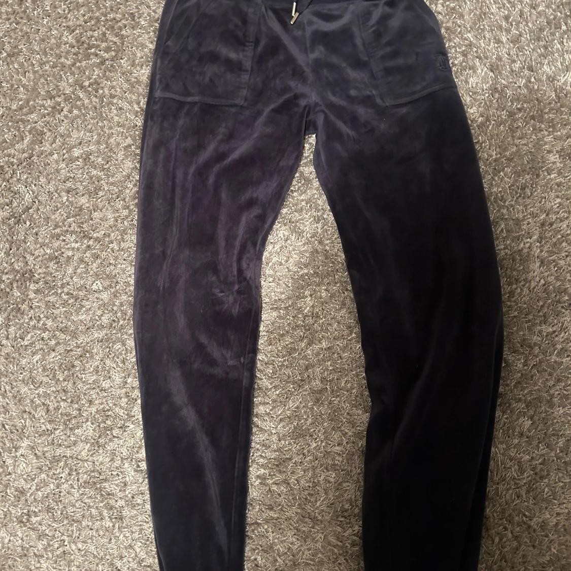 Mörkblå mjukisbyxor från Juicy Couture