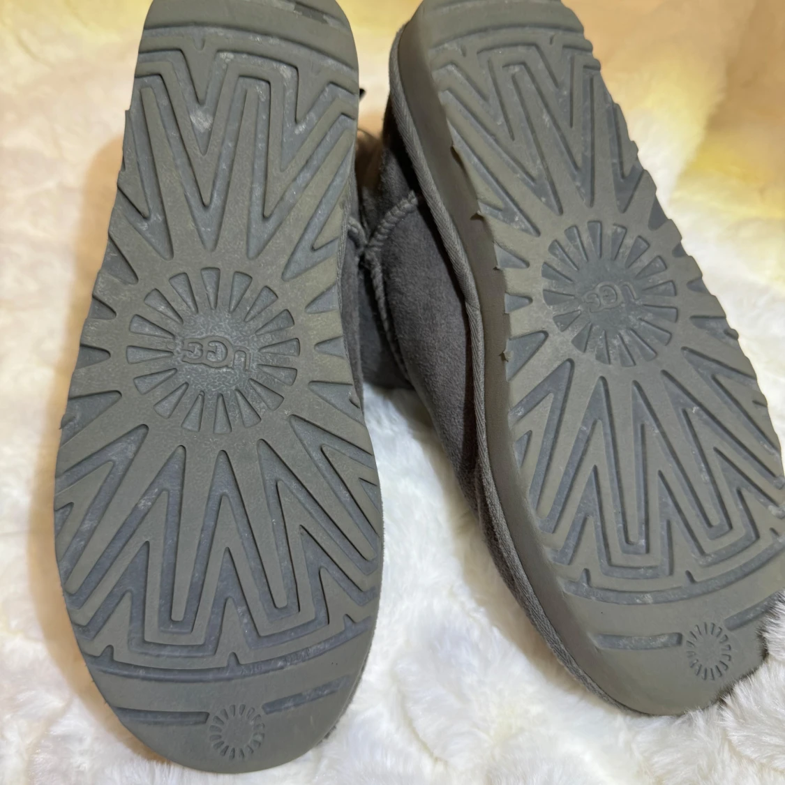 Grå UGG boots med rosett - 91