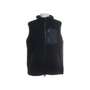 Mörkblå teddy väst🥰💙❣️ - Supersnygg mörkblå teddyväst!🥰