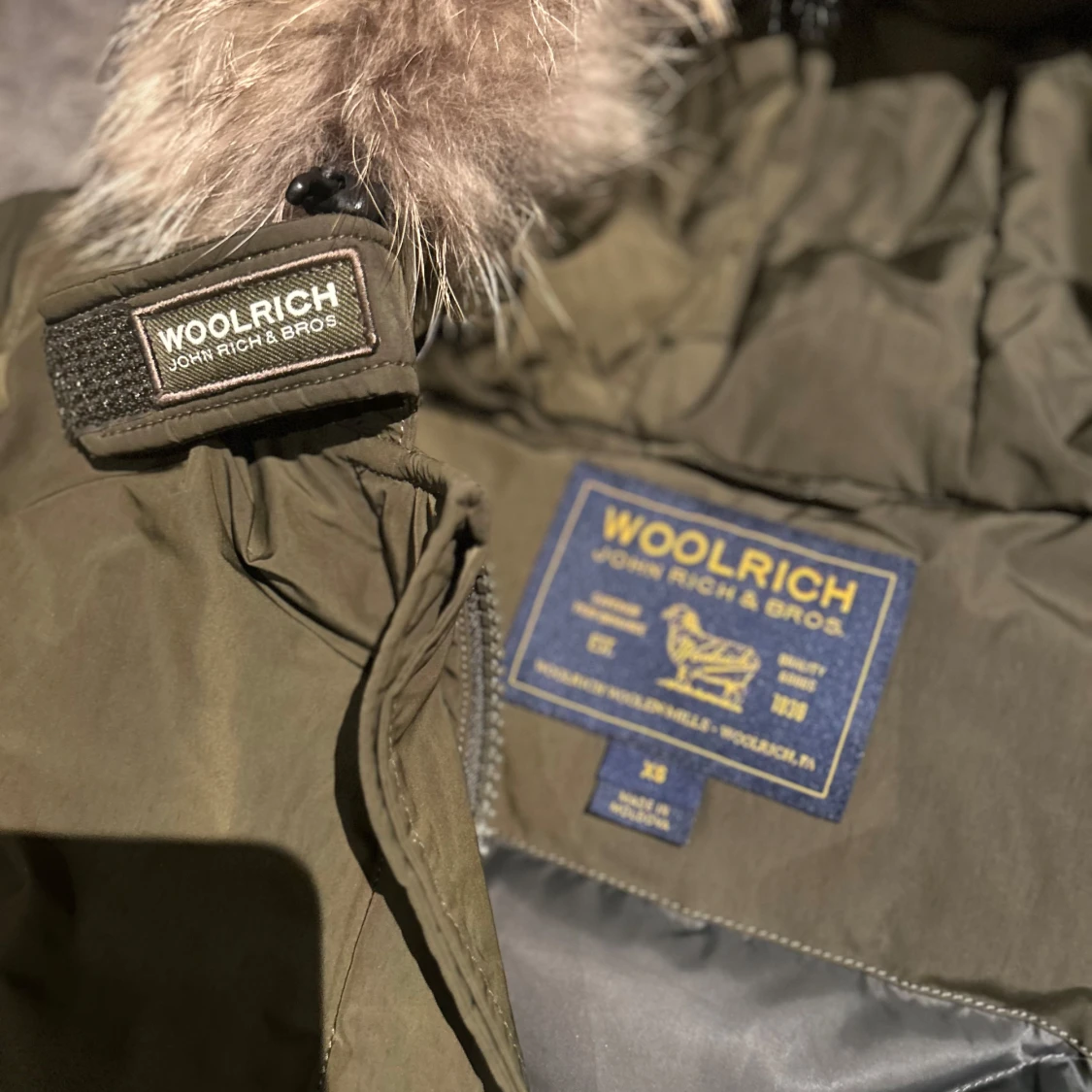 Olivgrön parkajacka från Woolrich - 91