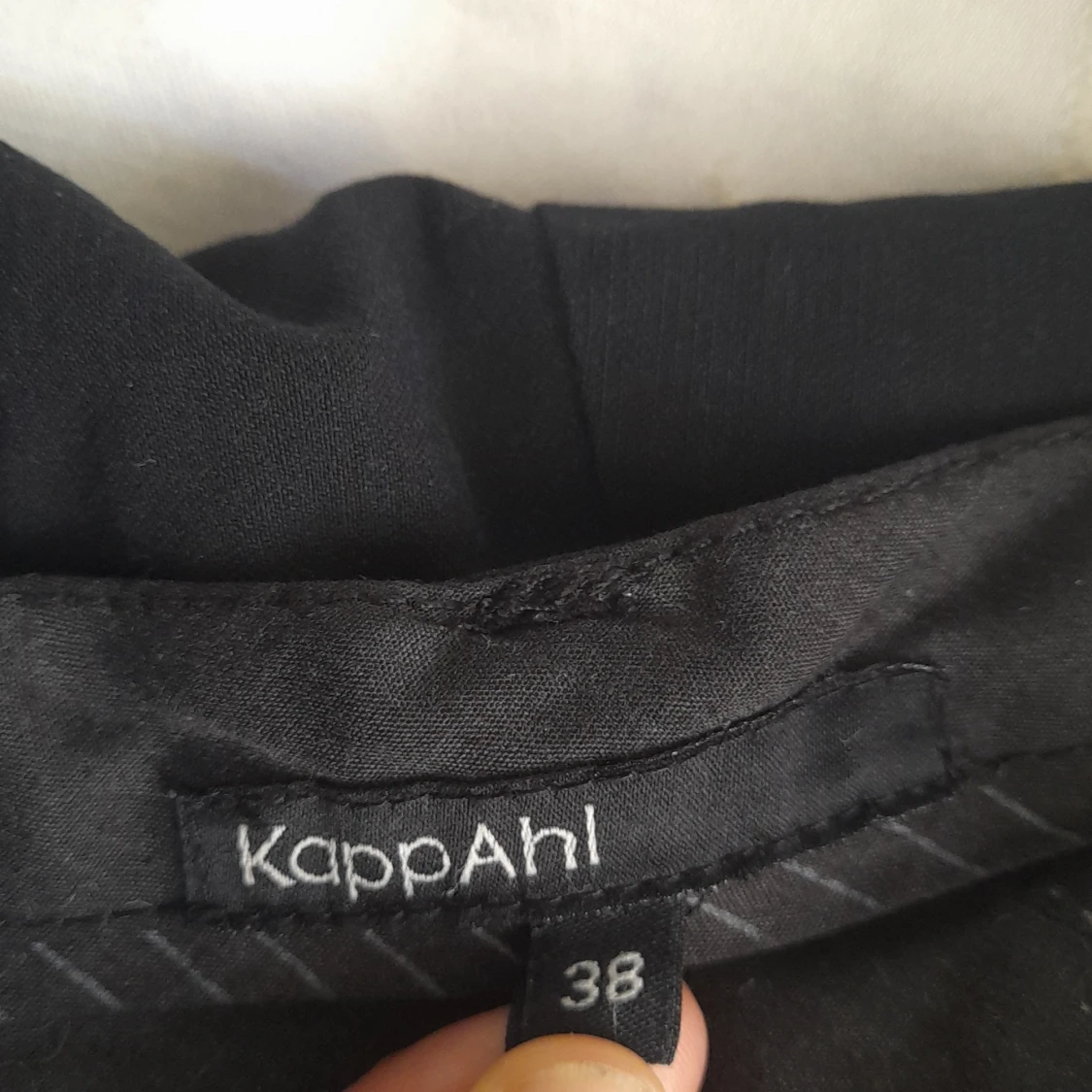 Marinblåa kostymbyxor från KappAhl - 91