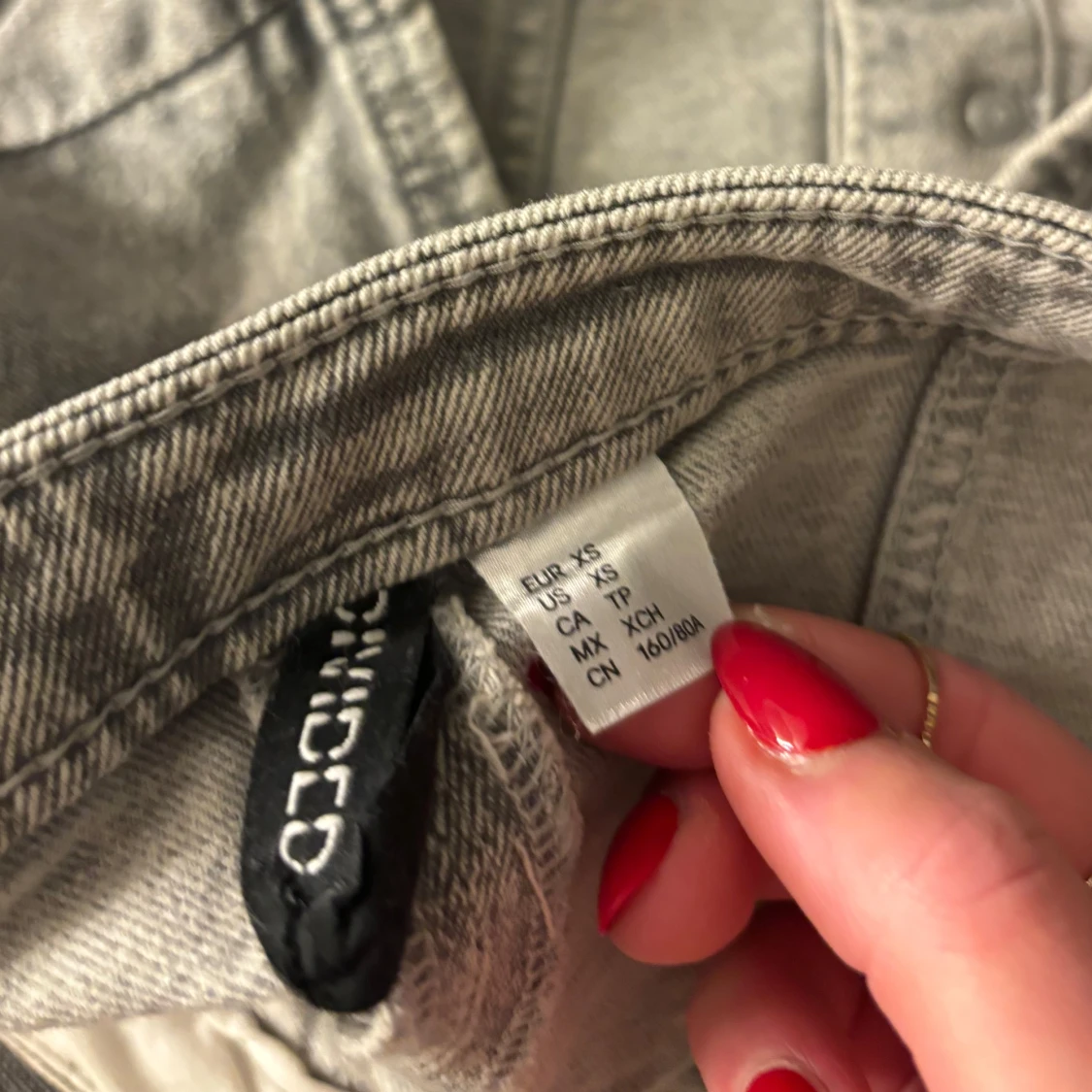 Grå jeans tubtopp från H&M - 92